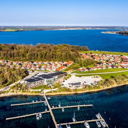 Enjoy Resorts Marina Fiskenaes - Wellness & Waterpark Ґростен Екстер'єр фото