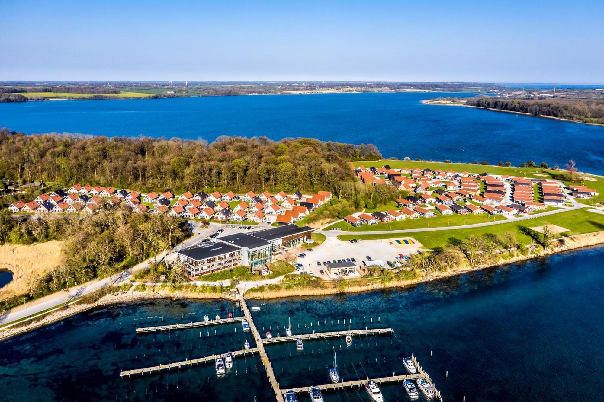 Enjoy Resorts Marina Fiskenaes - Wellness & Waterpark Ґростен Екстер'єр фото