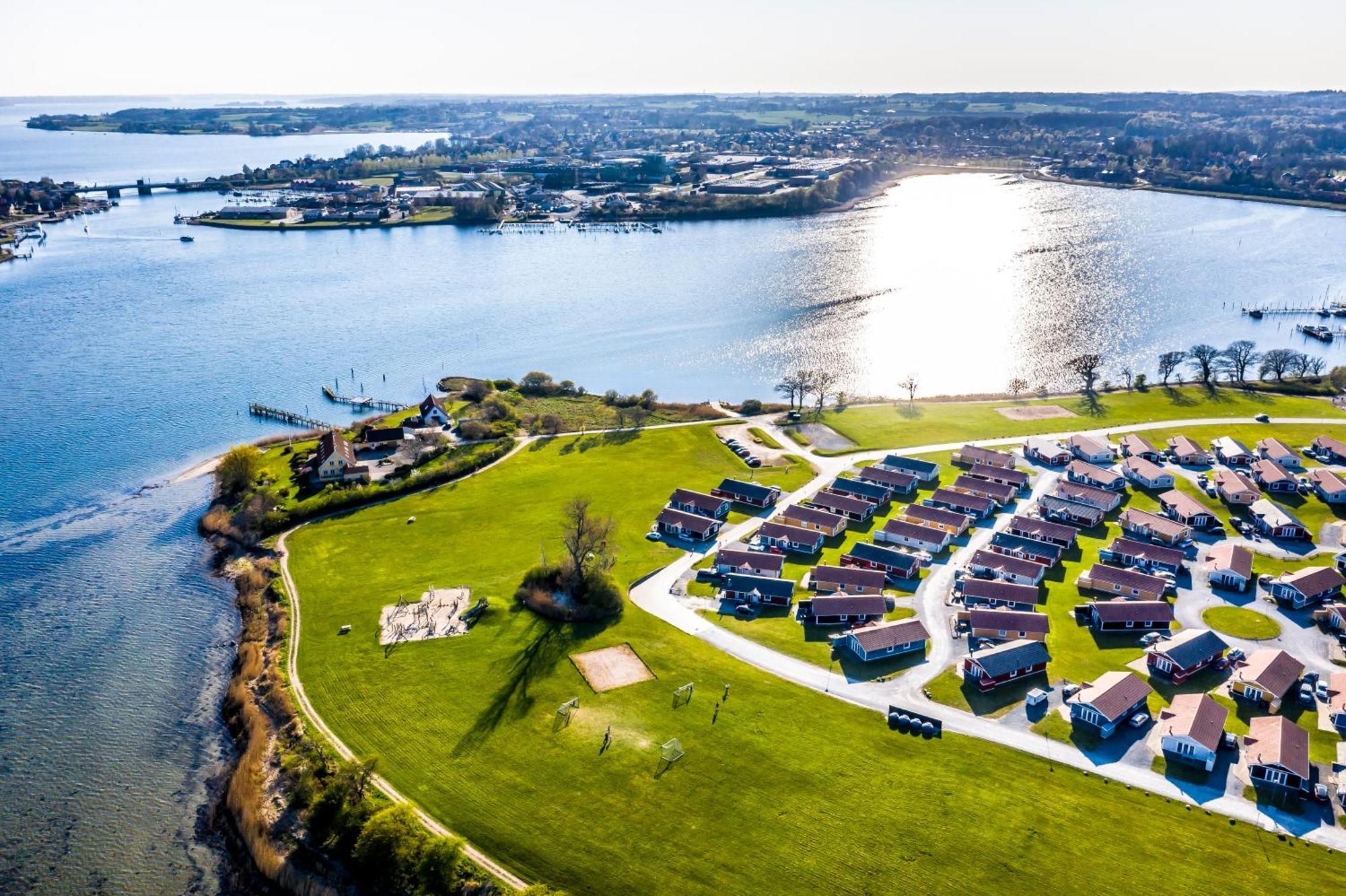 Enjoy Resorts Marina Fiskenaes - Wellness & Waterpark Ґростен Екстер'єр фото
